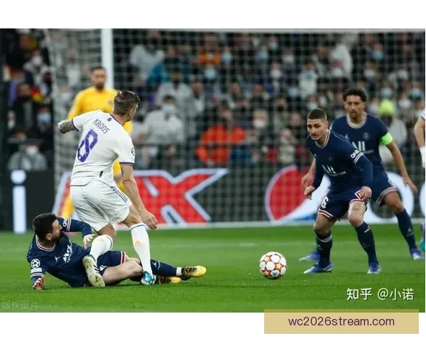 足球竞猜比分技巧解析 预测准确率提高的关键策略与方法